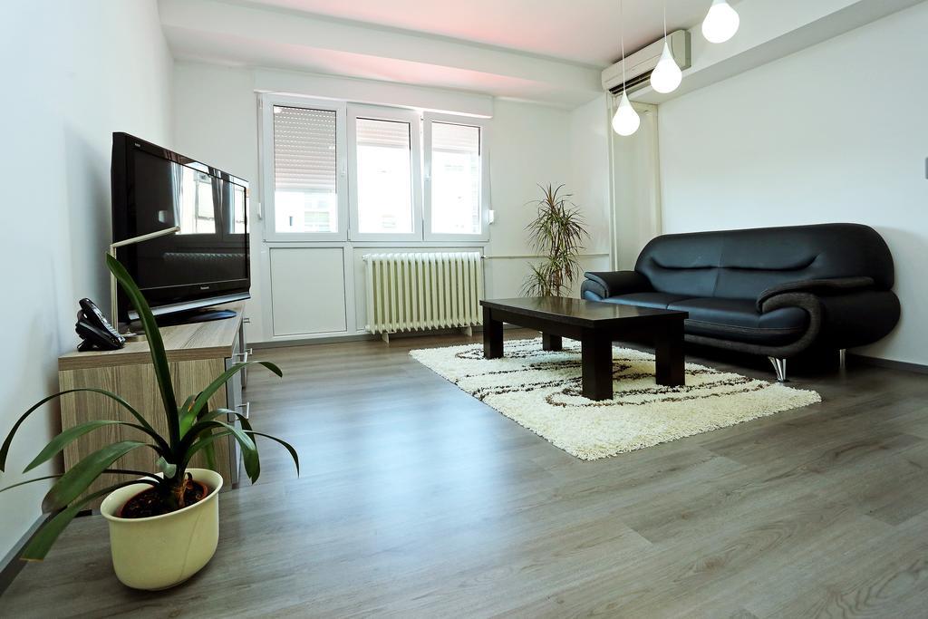 Apartment Travego II Osijek Room photo